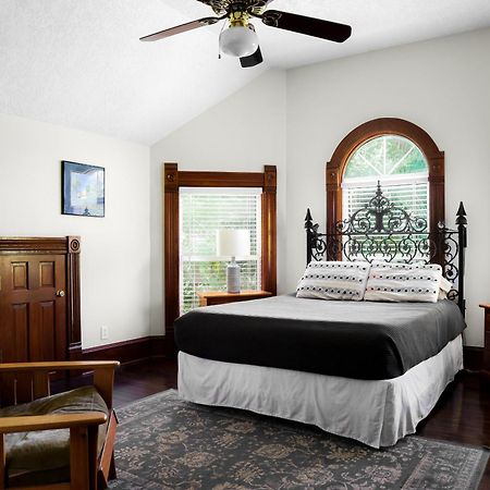 Brava House B&B ออสติน ภายนอก รูปภาพ